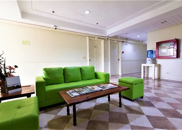 West Gorordo Hotel 2*